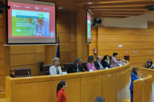 20250521-El proyecto-Mi-Banca-Digital-Facil-y-Segura-de-Somos-Digital-y-la-Fundacion-AEB-finalista-en-los-Premios-de-Internet-2025